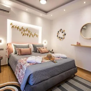 https://love-birds-rethymnosuite.rethymnohotels.net